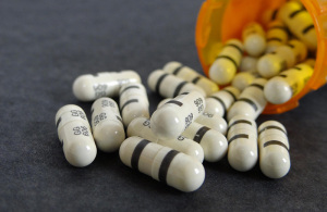ADECES RECLAMA INFORMACIÓN DE LAS CONTRAINDICACIONES EN LA PUBLICIDAD DE LOS MEDICAMENTOS PARA QUE NO SEAN UN JUEGO